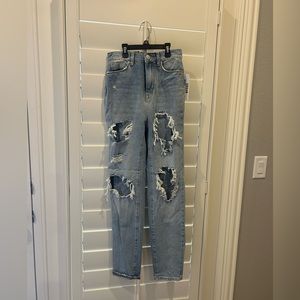 BDG mom high rise jeans-distressed